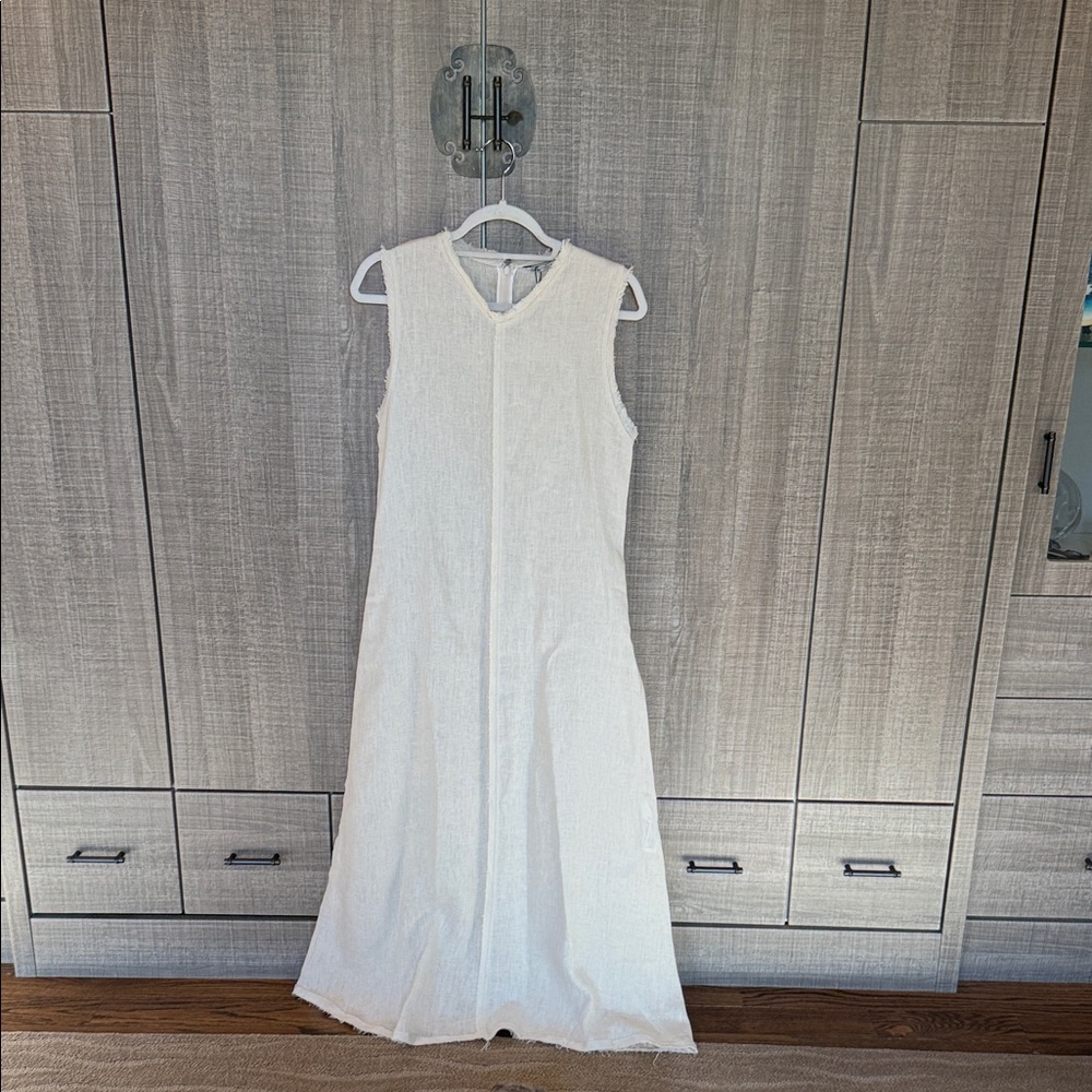 Zara Linen Midi Sleeveless Dress